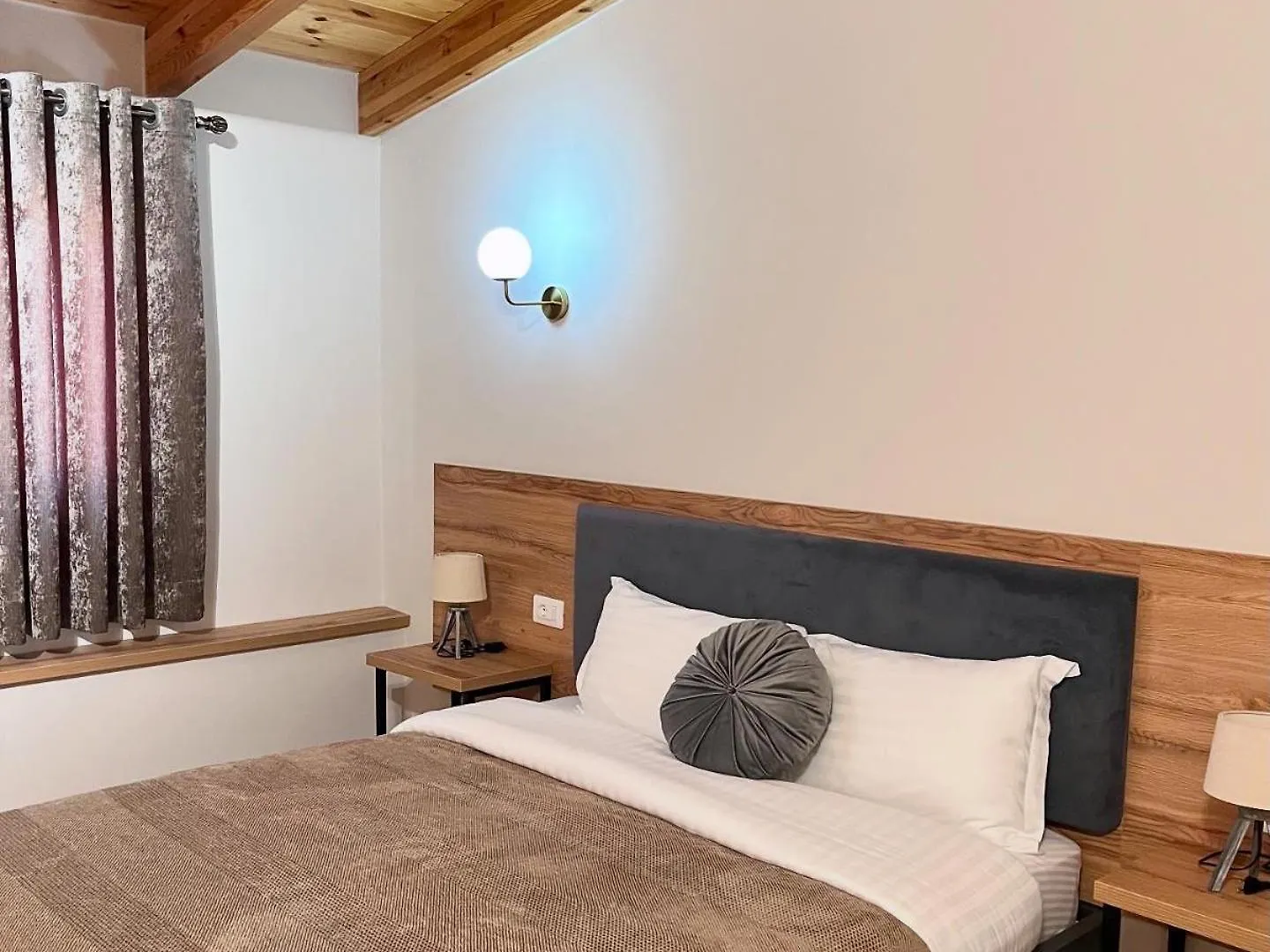 Mili Hotel Berat Albania